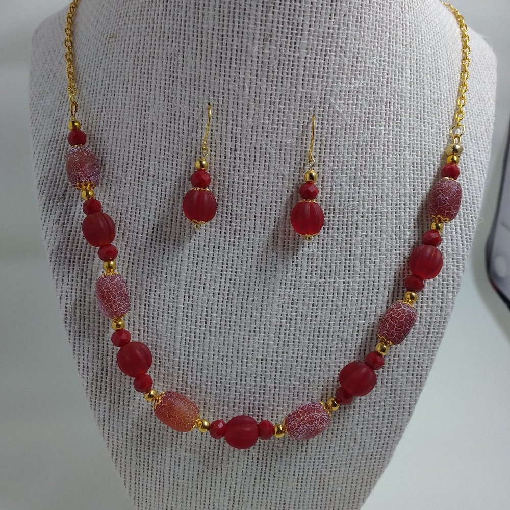Crackle Agate and Melon Bead Necklace and Earring Set